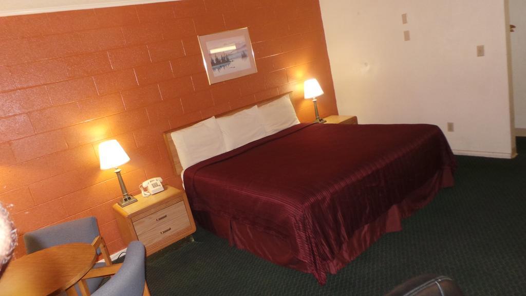 Relax Inn Yreka Eksteriør billede